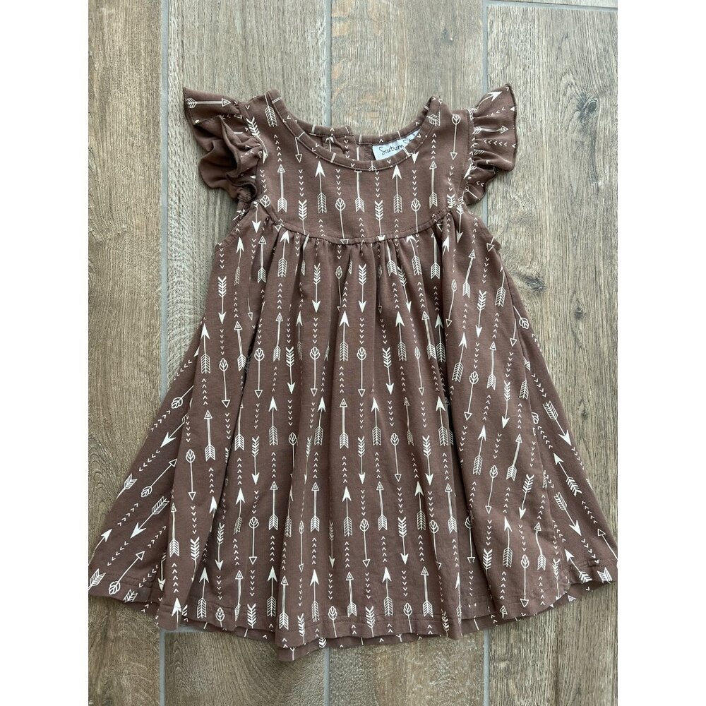 Southern Style Cocoa Arrow Flutter Sleeve Dress Sz 3